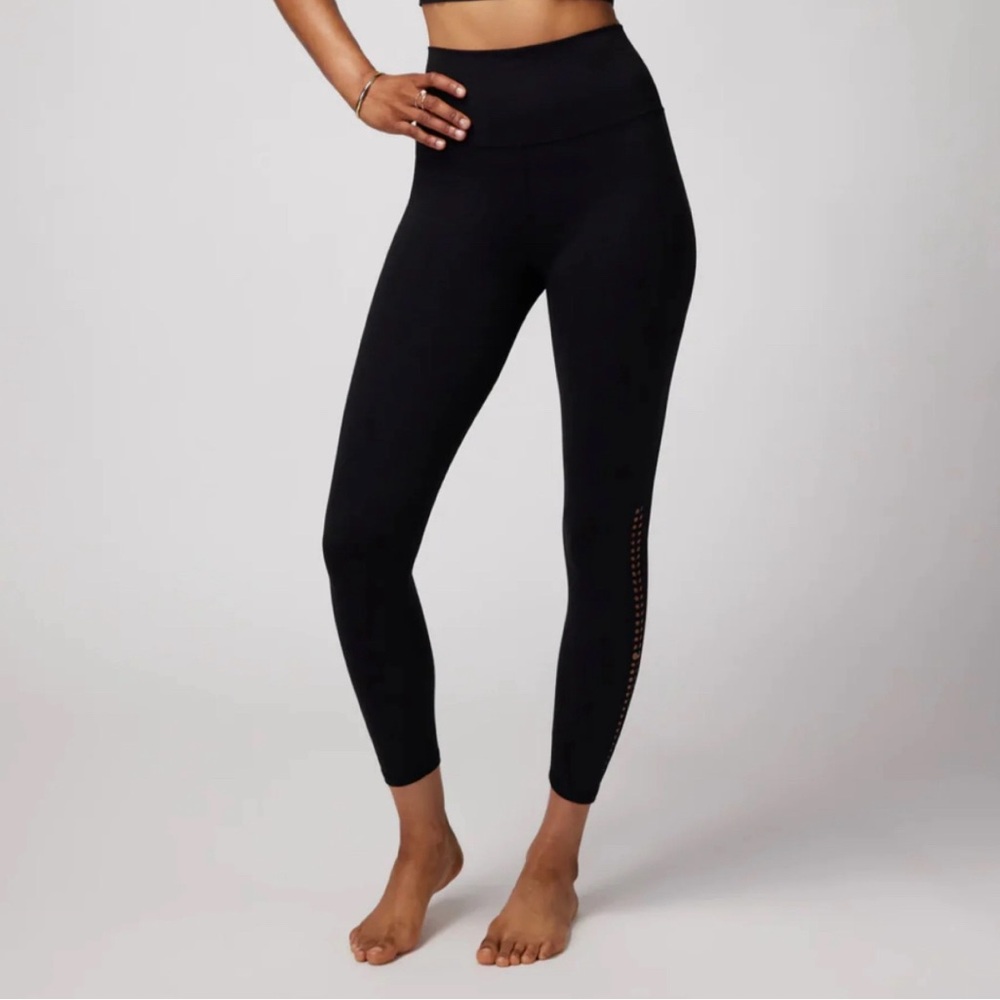 XS Spiritual Gangster Ada Dream Tech Leggings BLACK 7/8 NWT